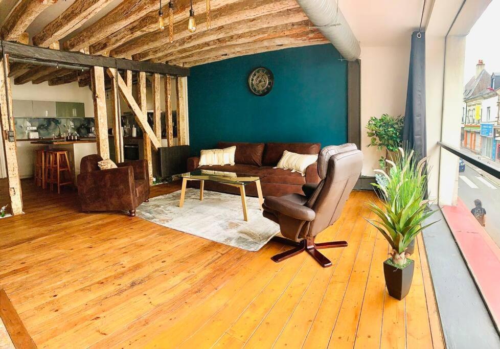 Grand Appartement Charme Ancien Et Confort เลอม็องส์ ภายนอก รูปภาพ