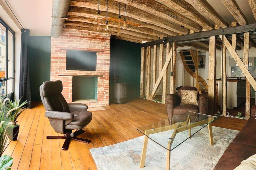 Grand Appartement Charme Ancien Et Confort เลอม็องส์ ภายนอก รูปภาพ