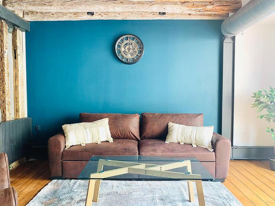 Grand Appartement Charme Ancien Et Confort เลอม็องส์ ภายนอก รูปภาพ